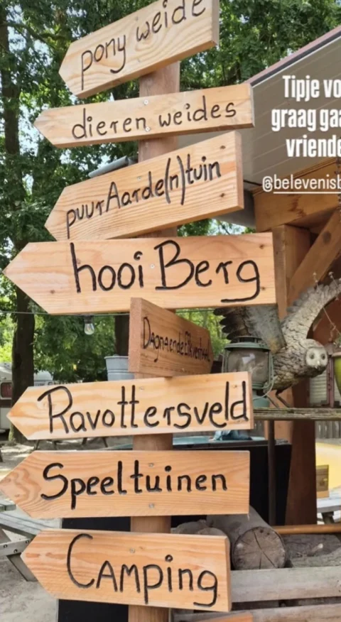 bord met pijlen